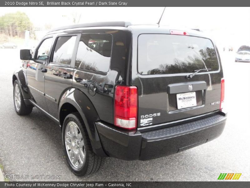 Brilliant Black Crystal Pearl / Dark Slate Gray 2010 Dodge Nitro SE