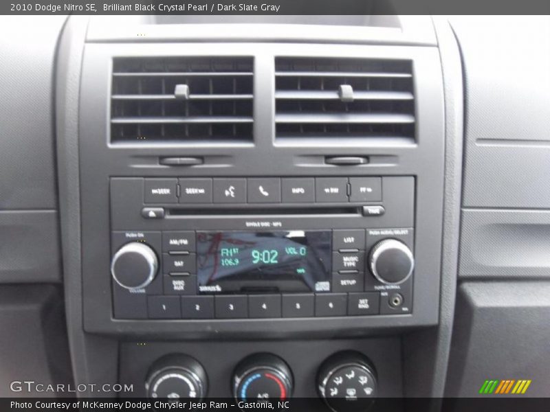 Brilliant Black Crystal Pearl / Dark Slate Gray 2010 Dodge Nitro SE