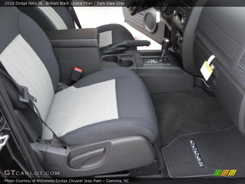 Brilliant Black Crystal Pearl / Dark Slate Gray 2010 Dodge Nitro SE