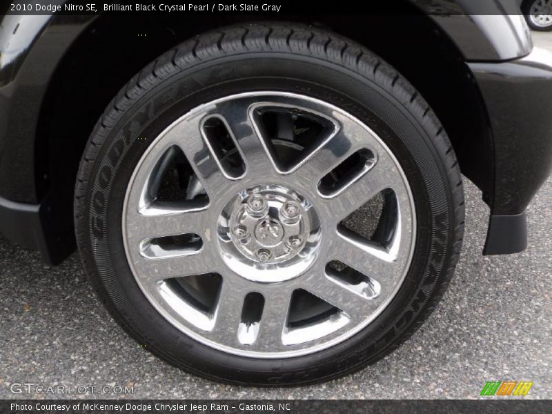 Brilliant Black Crystal Pearl / Dark Slate Gray 2010 Dodge Nitro SE