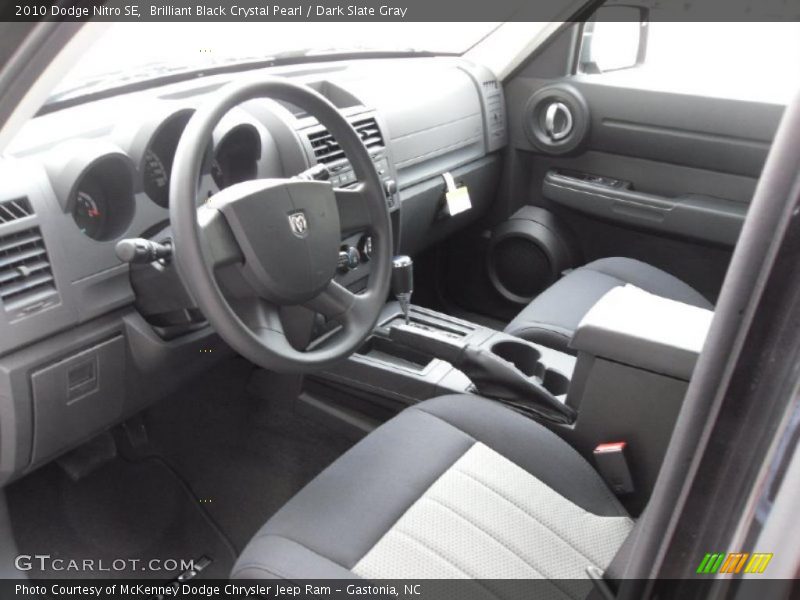 Brilliant Black Crystal Pearl / Dark Slate Gray 2010 Dodge Nitro SE