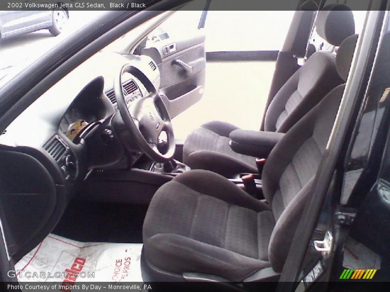 Black / Black 2002 Volkswagen Jetta GLS Sedan