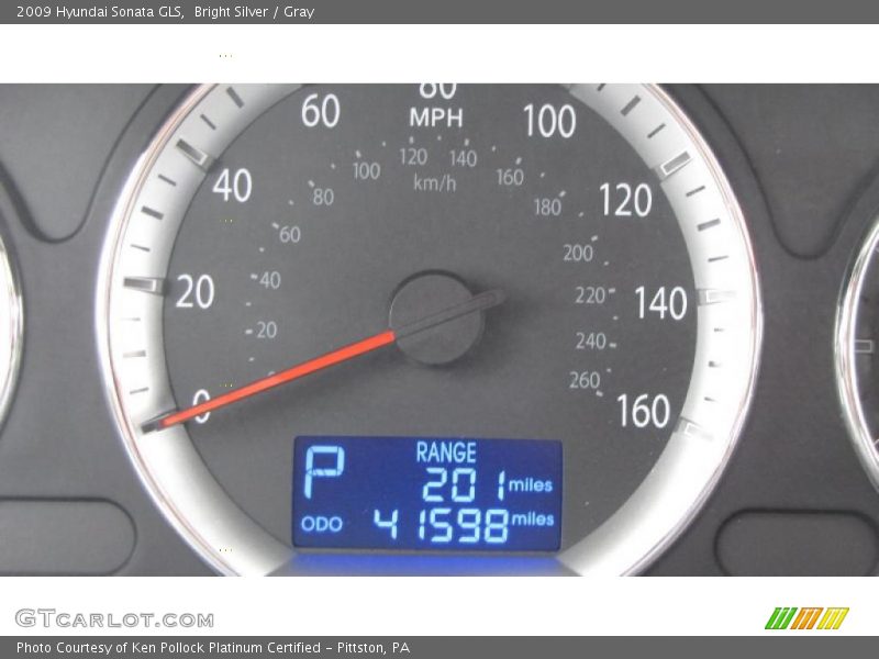 Bright Silver / Gray 2009 Hyundai Sonata GLS