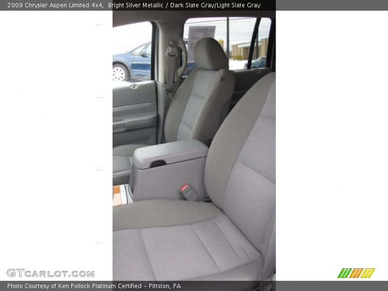 Bright Silver Metallic / Dark Slate Gray/Light Slate Gray 2009 Chrysler Aspen Limited 4x4