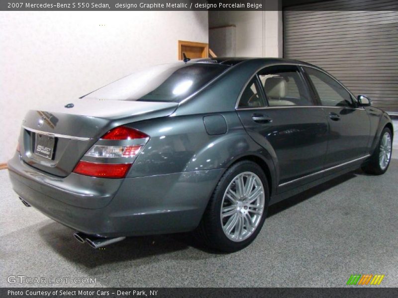 designo Graphite Metallic / designo Porcelain Beige 2007 Mercedes-Benz S 550 Sedan