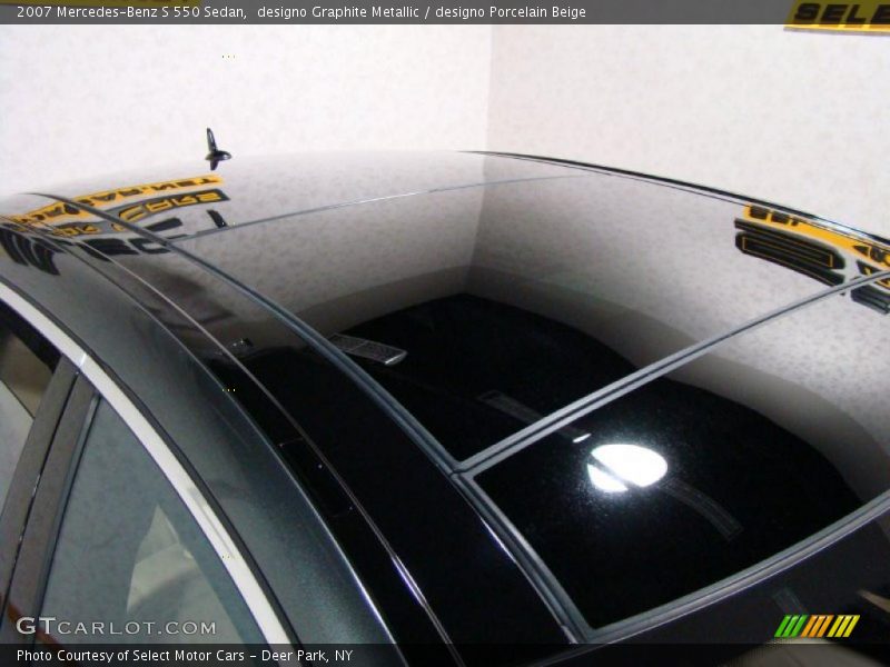 designo Graphite Metallic / designo Porcelain Beige 2007 Mercedes-Benz S 550 Sedan