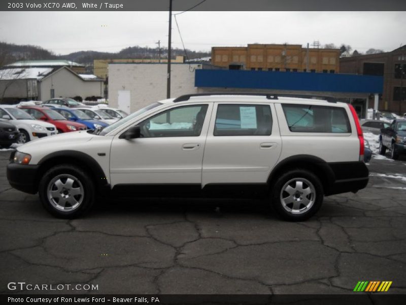 White / Taupe 2003 Volvo XC70 AWD