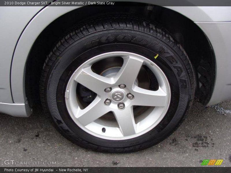Bright Silver Metallic / Dark Slate Gray 2010 Dodge Charger SXT
