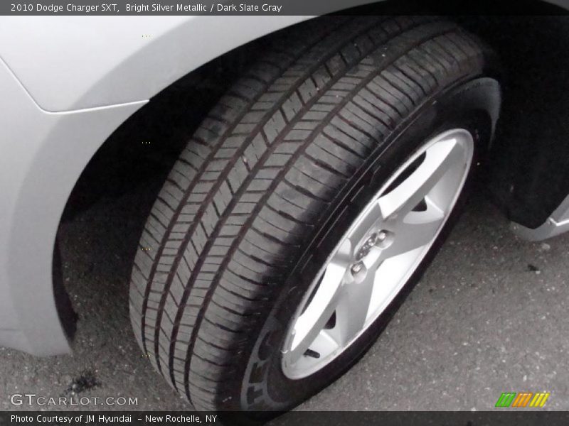 Bright Silver Metallic / Dark Slate Gray 2010 Dodge Charger SXT