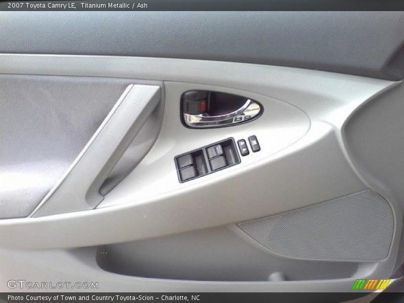 Titanium Metallic / Ash 2007 Toyota Camry LE