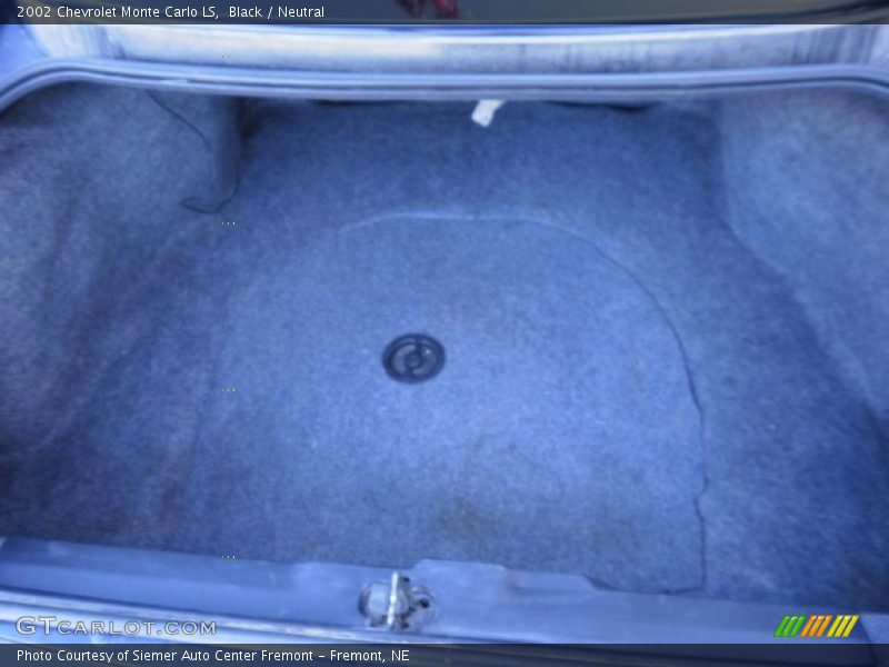 Black / Neutral 2002 Chevrolet Monte Carlo LS