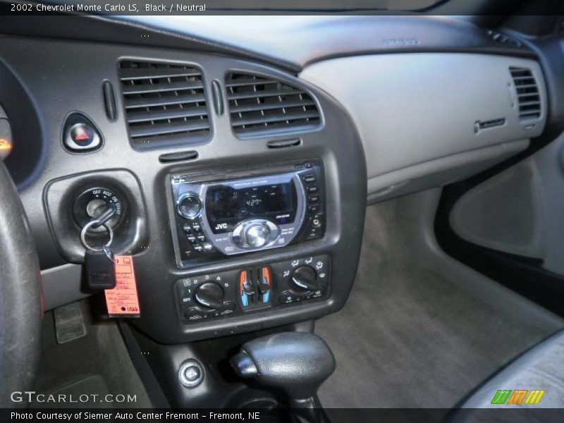Black / Neutral 2002 Chevrolet Monte Carlo LS