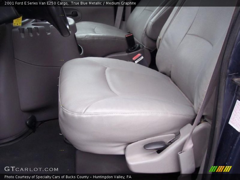 True Blue Metallic / Medium Graphite 2001 Ford E Series Van E250 Cargo