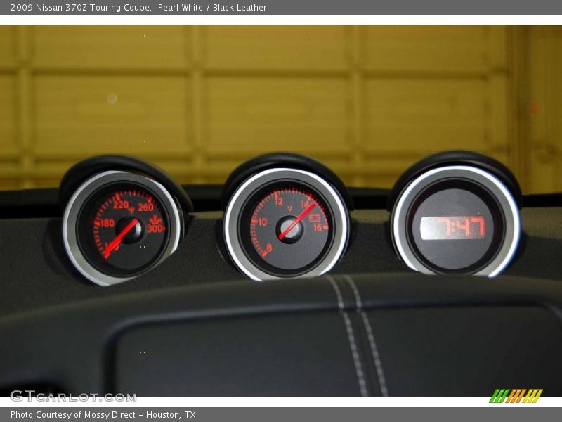 Pearl White / Black Leather 2009 Nissan 370Z Touring Coupe