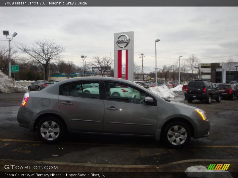 Magnetic Gray / Beige 2009 Nissan Sentra 2.0
