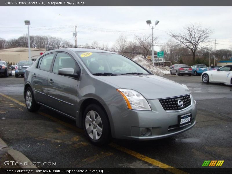 Magnetic Gray / Beige 2009 Nissan Sentra 2.0