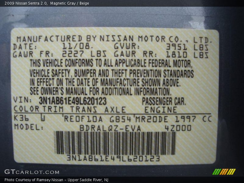Magnetic Gray / Beige 2009 Nissan Sentra 2.0