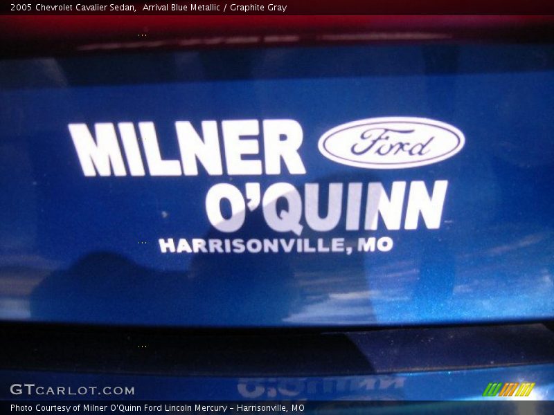 Arrival Blue Metallic / Graphite Gray 2005 Chevrolet Cavalier Sedan