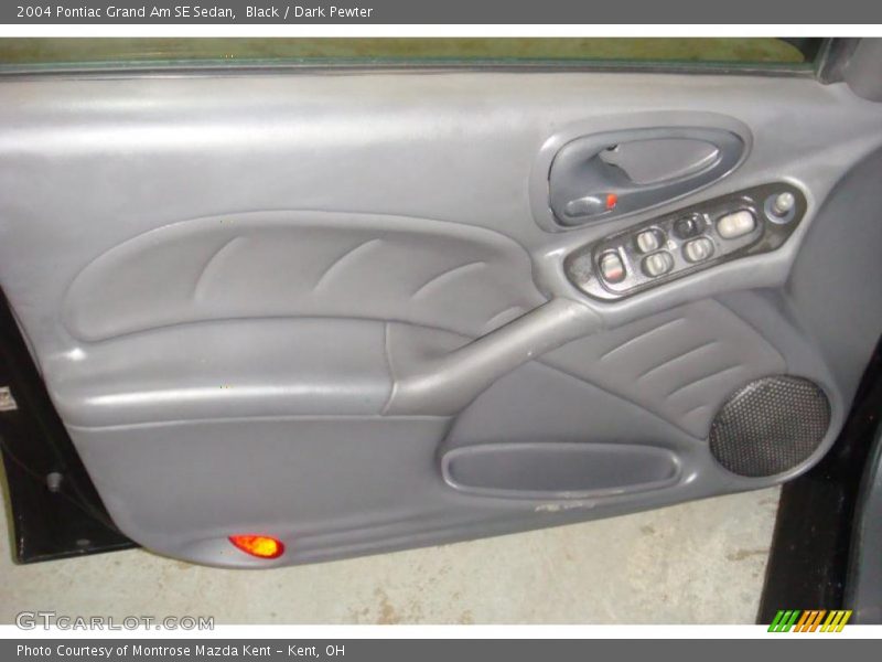 Black / Dark Pewter 2004 Pontiac Grand Am SE Sedan