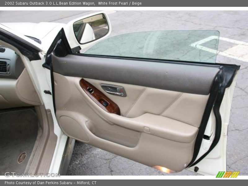 White Frost Pearl / Beige 2002 Subaru Outback 3.0 L.L.Bean Edition Wagon