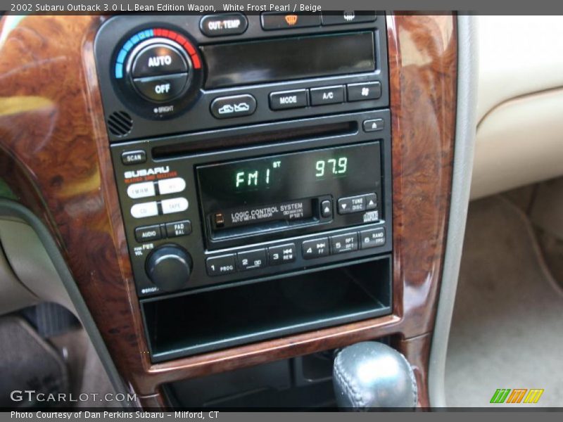 White Frost Pearl / Beige 2002 Subaru Outback 3.0 L.L.Bean Edition Wagon