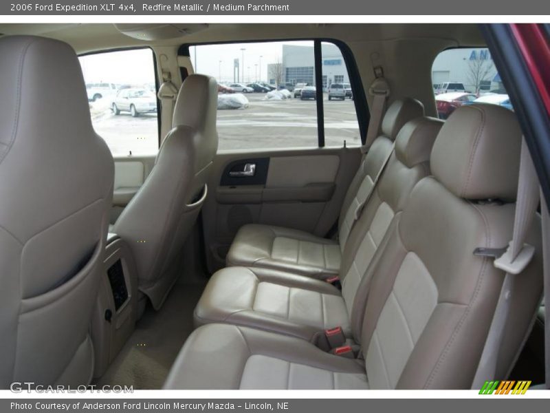 Redfire Metallic / Medium Parchment 2006 Ford Expedition XLT 4x4