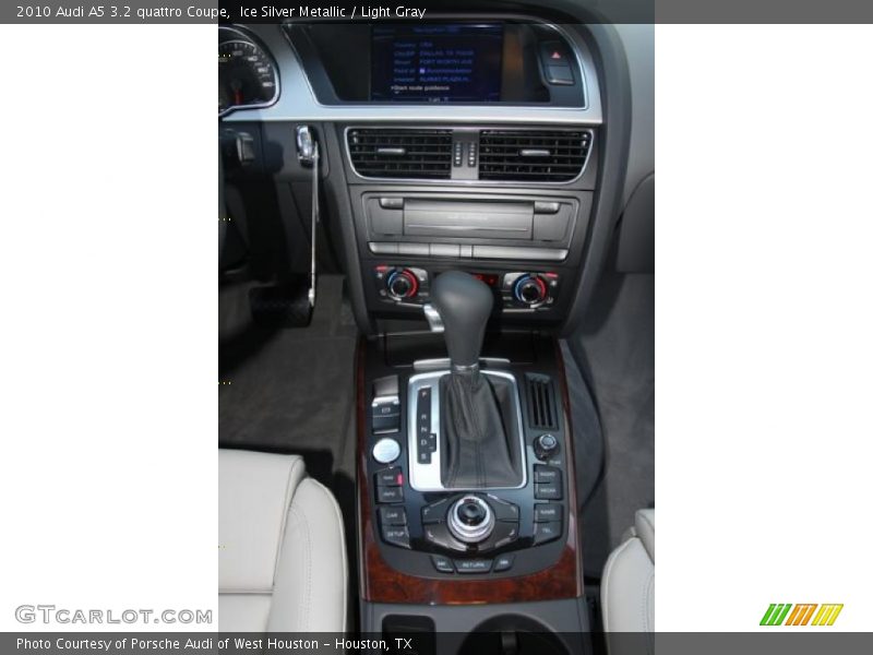 Ice Silver Metallic / Light Gray 2010 Audi A5 3.2 quattro Coupe