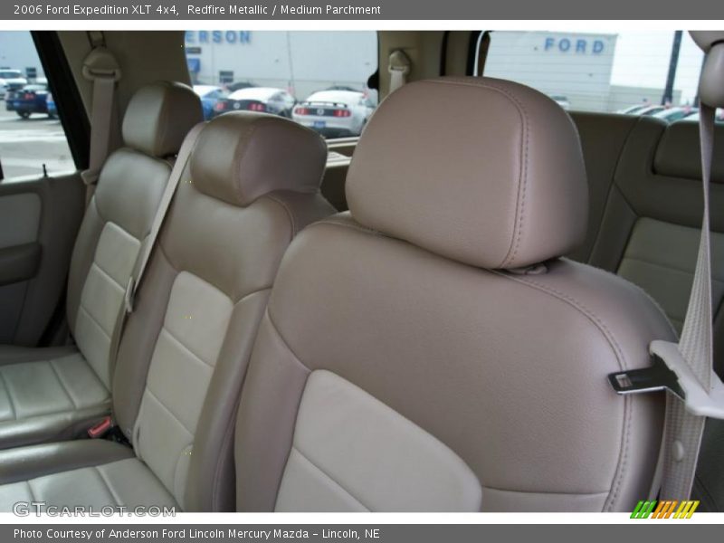 Redfire Metallic / Medium Parchment 2006 Ford Expedition XLT 4x4