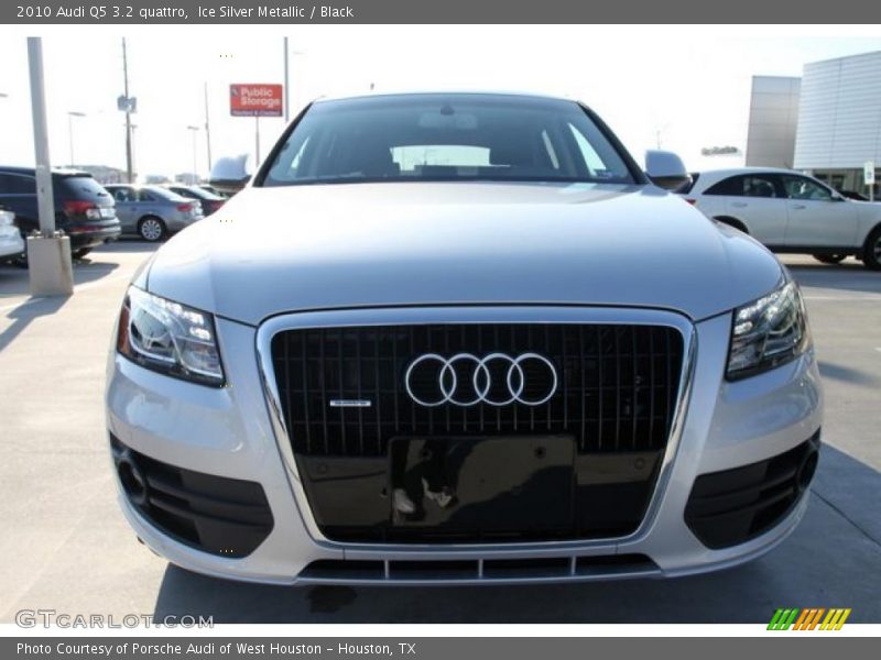 Ice Silver Metallic / Black 2010 Audi Q5 3.2 quattro
