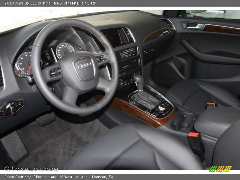 Ice Silver Metallic / Black 2010 Audi Q5 3.2 quattro