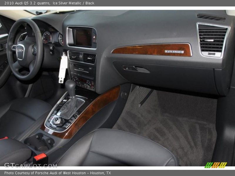 Ice Silver Metallic / Black 2010 Audi Q5 3.2 quattro
