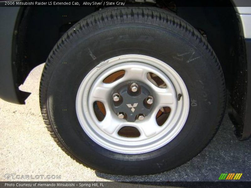 Alloy Silver / Slate Gray 2006 Mitsubishi Raider LS Extended Cab