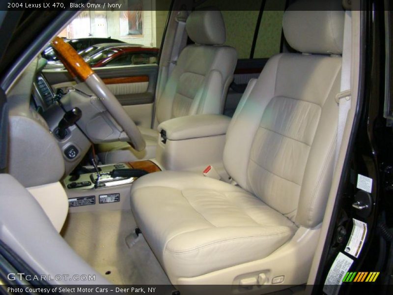 Black Onyx / Ivory 2004 Lexus LX 470