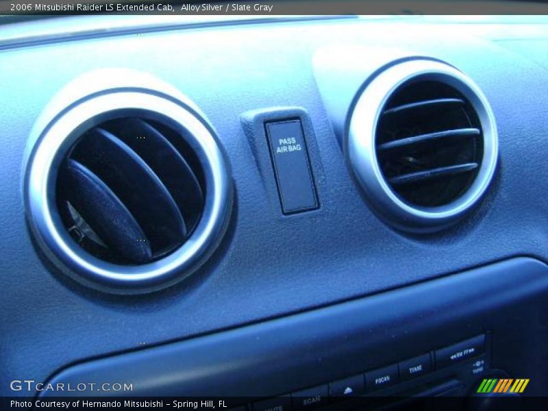 Alloy Silver / Slate Gray 2006 Mitsubishi Raider LS Extended Cab