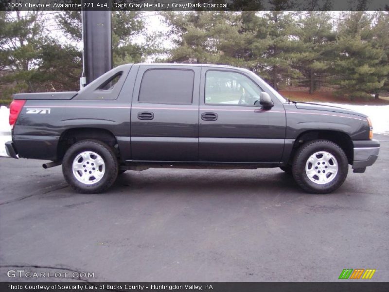 Dark Gray Metallic / Gray/Dark Charcoal 2005 Chevrolet Avalanche Z71 4x4