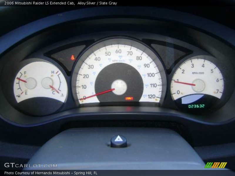 Alloy Silver / Slate Gray 2006 Mitsubishi Raider LS Extended Cab