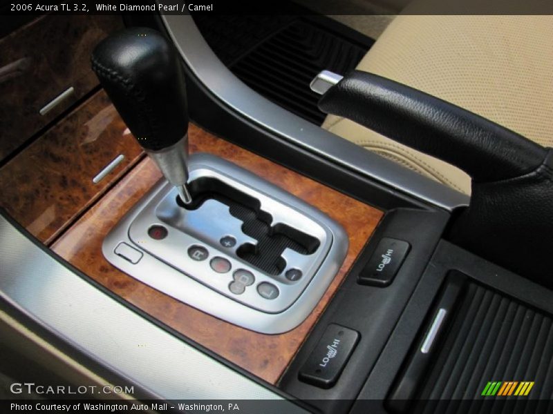 White Diamond Pearl / Camel 2006 Acura TL 3.2