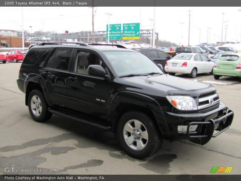 Black / Taupe 2005 Toyota 4Runner SR5 4x4