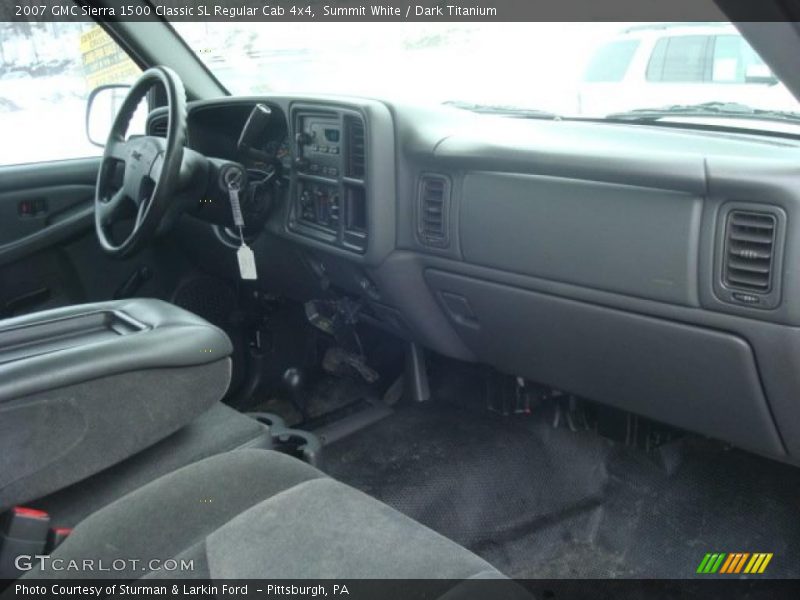 Summit White / Dark Titanium 2007 GMC Sierra 1500 Classic SL Regular Cab 4x4