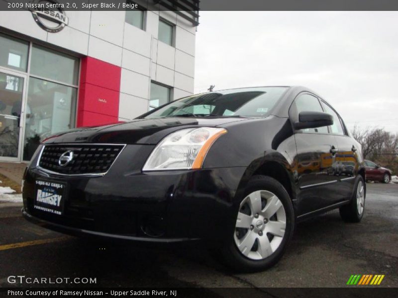 Super Black / Beige 2009 Nissan Sentra 2.0