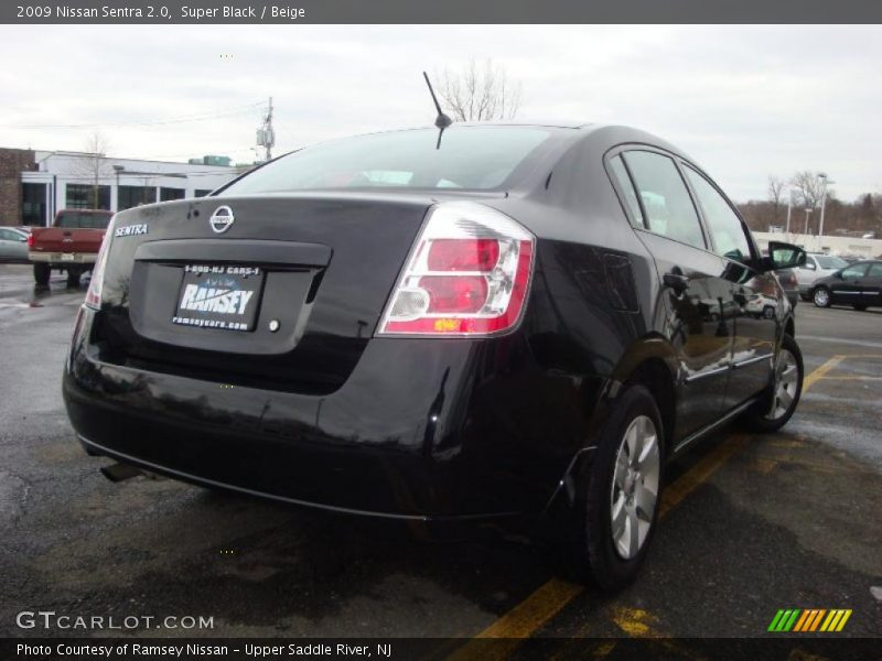 Super Black / Beige 2009 Nissan Sentra 2.0