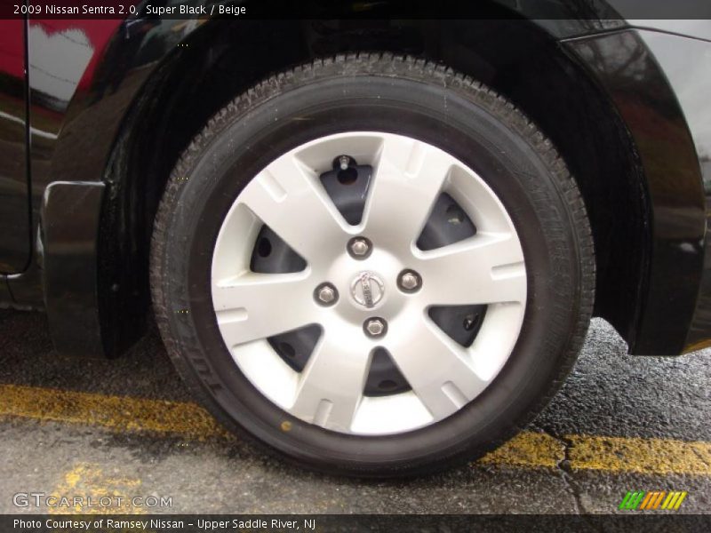 Super Black / Beige 2009 Nissan Sentra 2.0
