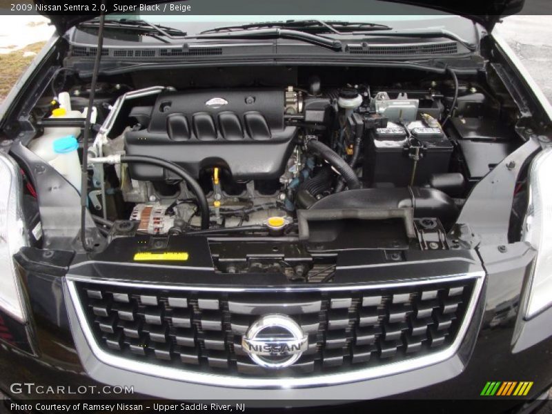 Super Black / Beige 2009 Nissan Sentra 2.0