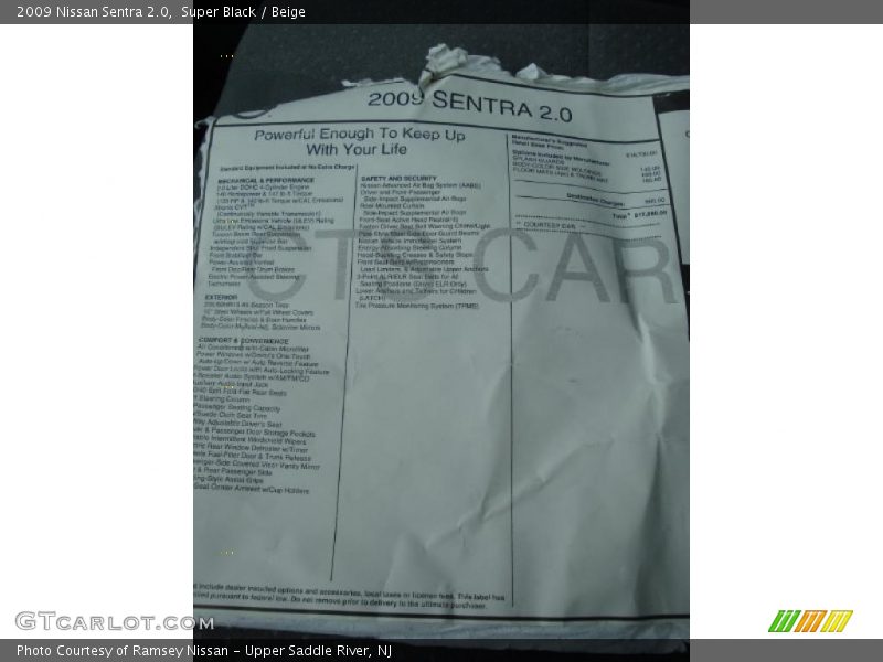 Super Black / Beige 2009 Nissan Sentra 2.0