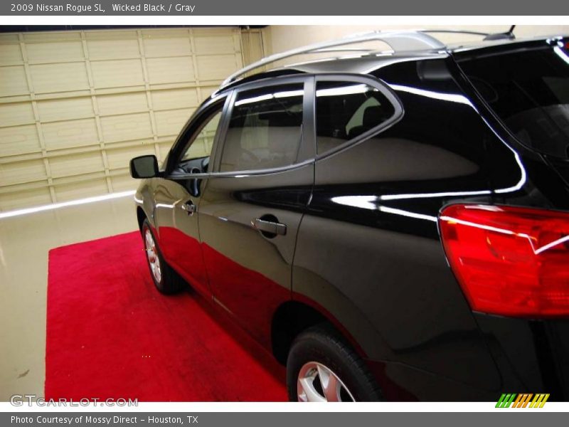 Wicked Black / Gray 2009 Nissan Rogue SL
