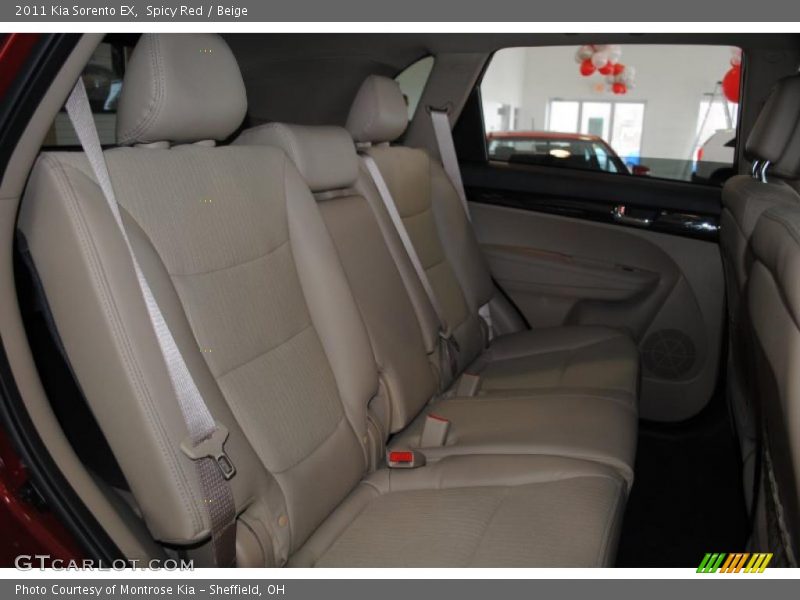 Spicy Red / Beige 2011 Kia Sorento EX