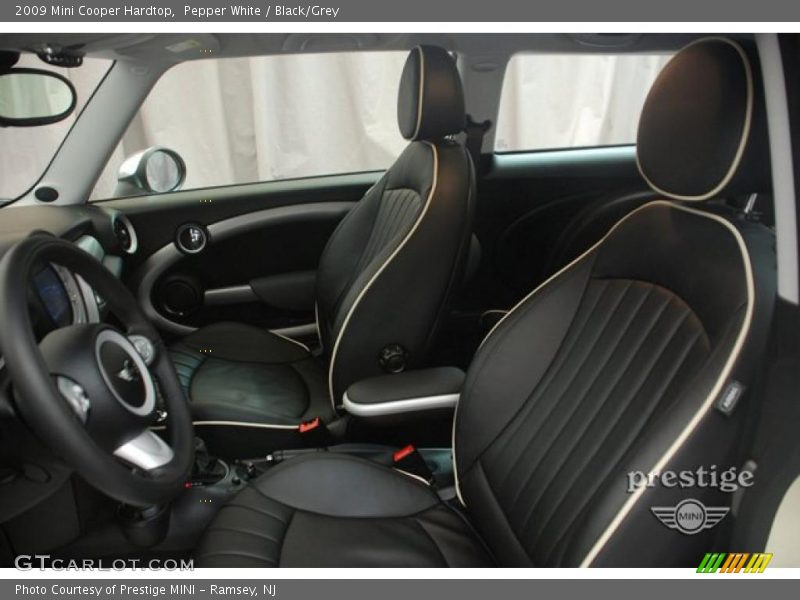 Pepper White / Black/Grey 2009 Mini Cooper Hardtop