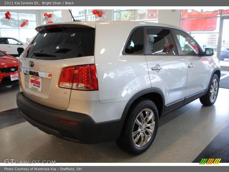 Bright Silver / Black 2011 Kia Sorento EX