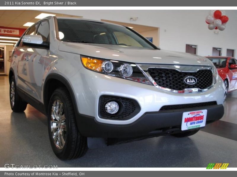 Bright Silver / Black 2011 Kia Sorento EX