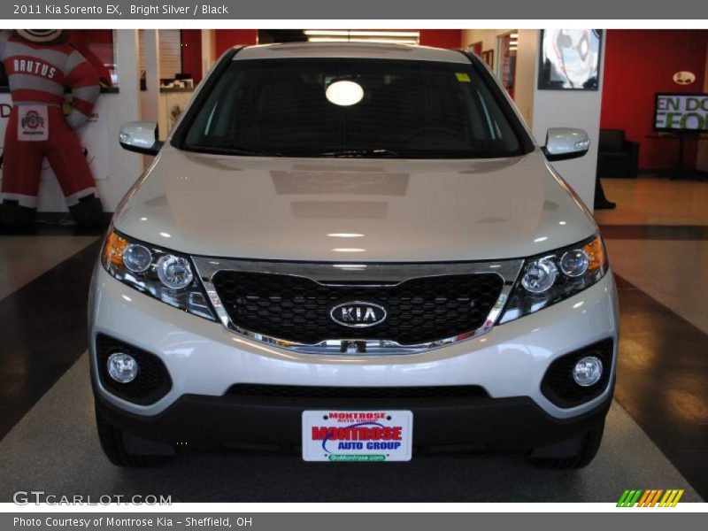 Bright Silver / Black 2011 Kia Sorento EX